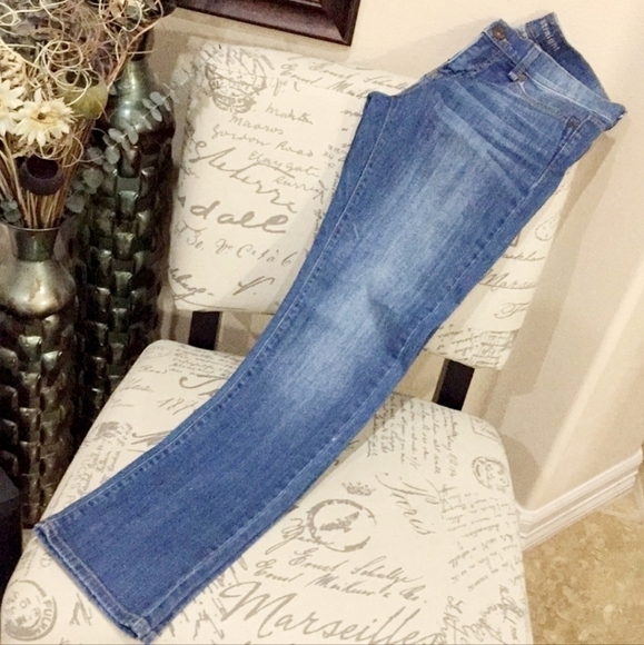 JCP JC Penny Slim Straight Denim Blue Jeans Women's 4 Petite Sandblasted EUC - Picture 1 of 7